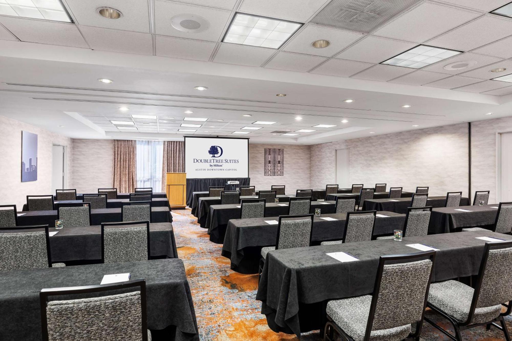 Doubletree Suites By Hilton Austin Downtown Capitol Zewnętrze zdjęcie
